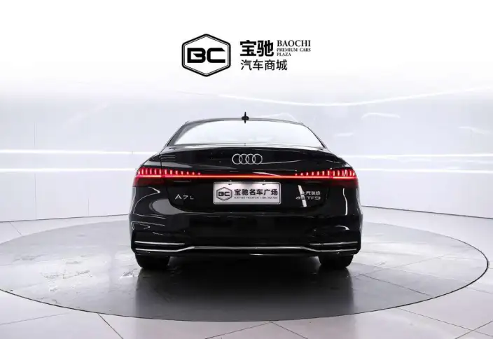 Audi A7 L 2024 Model 45 TFSI Luxury Model – фото 3