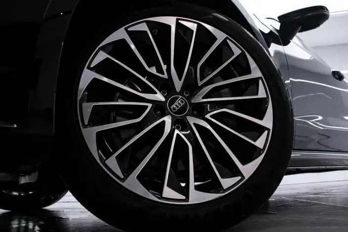 Audi A7 L 2024 Model 45 TFSI Luxury Model – фото 10