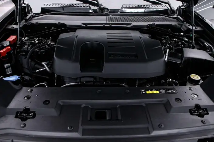 Land Rover Defender 2024 Model 110 3.0T P400 XS – фото 5