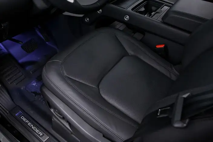 Land Rover Defender 2024 Model 110 3.0T P400 XS – фото 10