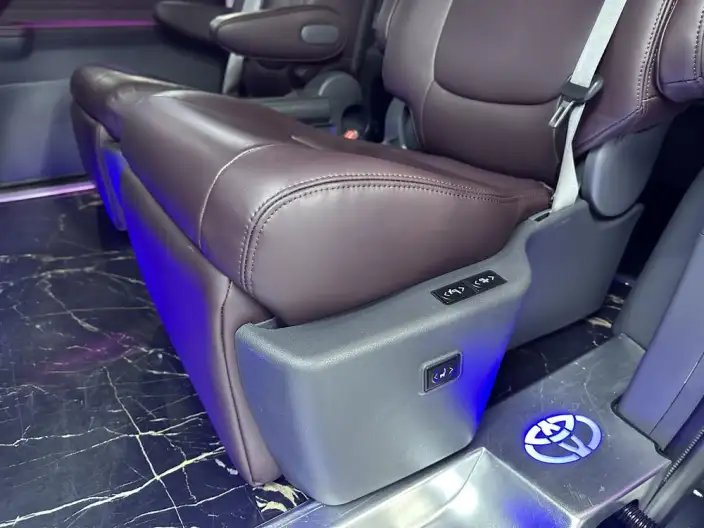 Toyota Sienna 2024 Model Hybrid 2.5L Comfort Edition – фото 6