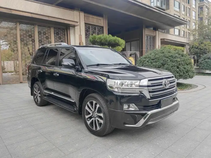 Land Cruiser (import 2018 Model 4.6L Automatic 4WD 8 seat Parallel Imported – фото 3