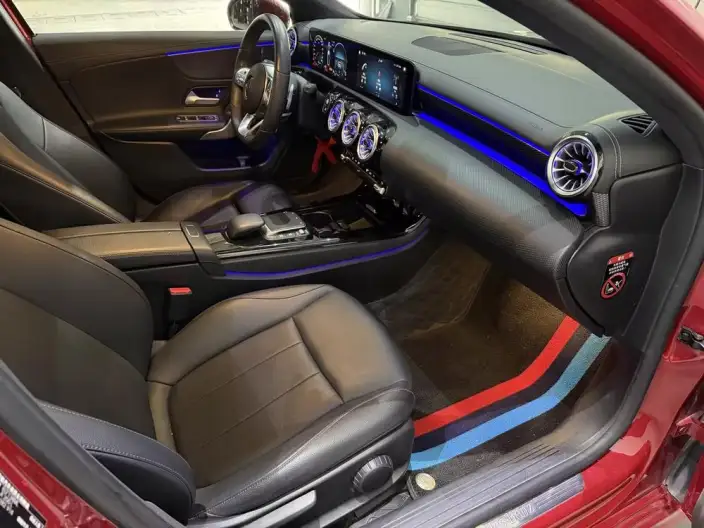 Mercedes-Benz A-class 2022 Model A 200 L Sports sedan Dynamic Edition – фото 6