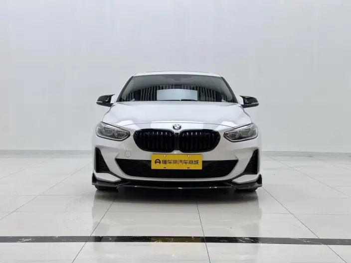 BMW 1 Series 2023 Model 125i M Sports Night Edition – фото 2
