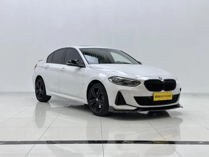 BMW 1 Series 2023 Model 125i M Sports Night Edition – фото 3