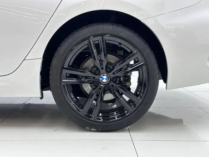 BMW 1 Series 2023 Model 125i M Sports Night Edition – фото 9
