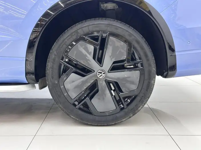 Volkswagen Tiguan L 2024 Model Pro 380TSI 4WD R-Line Zhizun Edition – фото 9