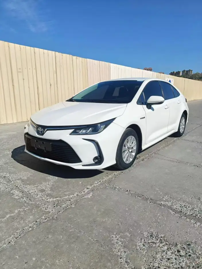 Toyota Corolla 2021 Model Hybrid 1.8L E-CVT Pioneer Edition – фото 1