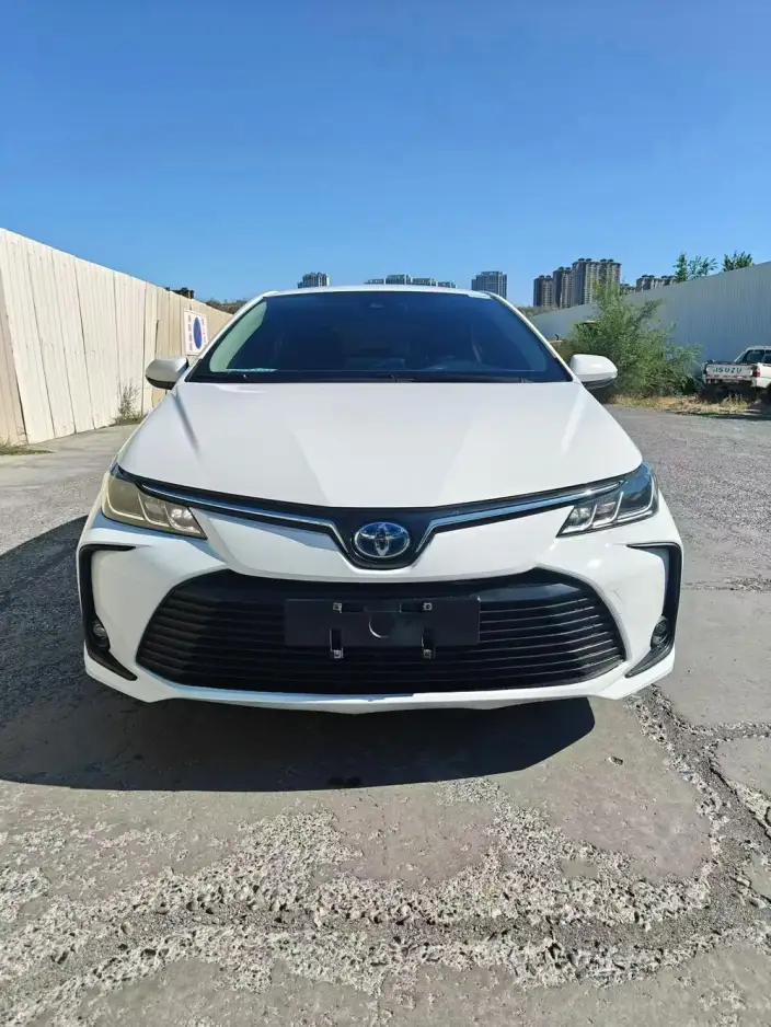 Toyota Corolla 2021 Model Hybrid 1.8L E-CVT Pioneer Edition – фото 2