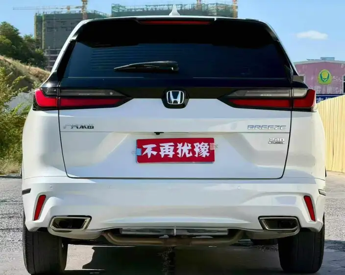 Honda BREEZE 2023 Model 240TURBO CVT 2WD Deluxe Edition – фото 5