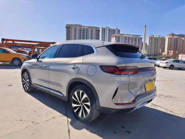 BYD Song PLUS DM 2023 Model DM-i Champion Edition 110KM Flagship Model – фото 4
