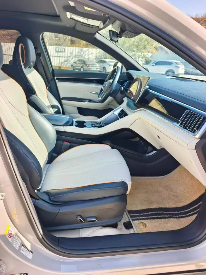 BYD Song PLUS DM 2023 Model DM-i Champion Edition 110KM Flagship Model – фото 8