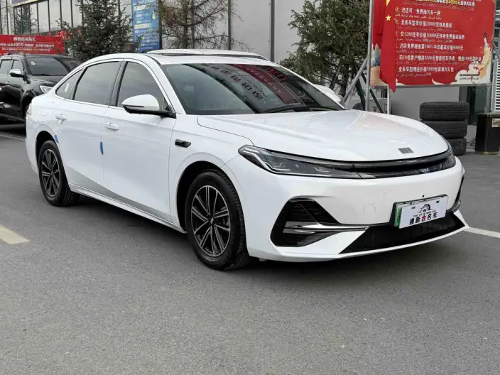 Geely Galaxy A7 EM 2025 Model 70km Tiggo Edition