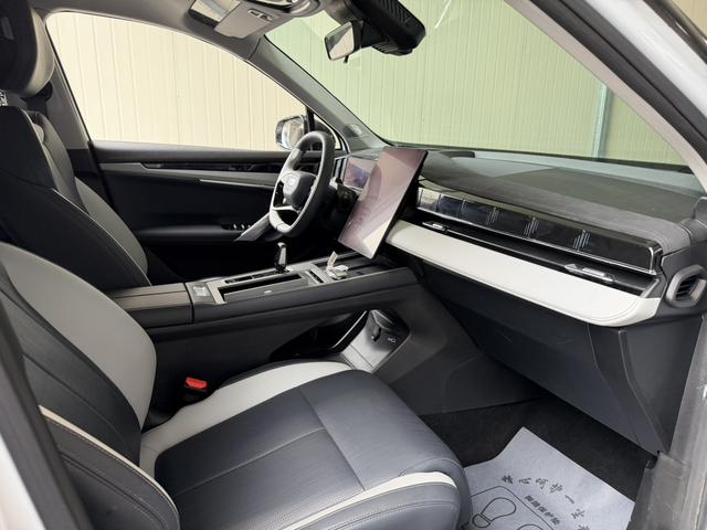 Geely Boyue L 2023 1.5TD DCT Premium – фото 4