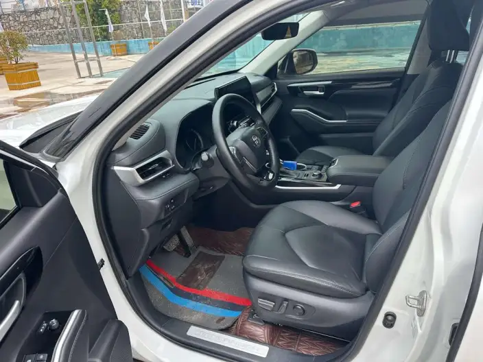 Toyota Highlander 2022 Model 380T 4WD Premium Edition 7 seat – фото 10