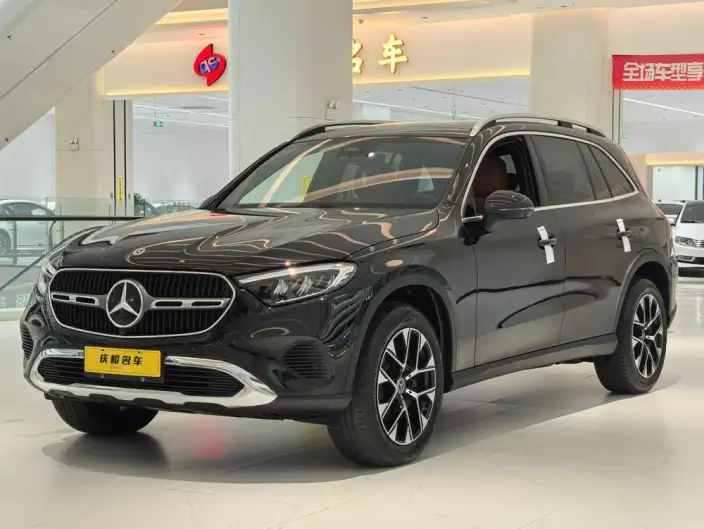 Mercedes-Benz GLC 2026 Model GLC 260 L 4MATIC Classic Edition 5 seat – фото 1
