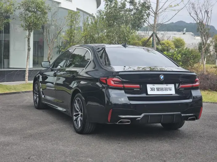 BMW 5 Series 2022 Model Facelift 525Li M Sports Set – фото 4