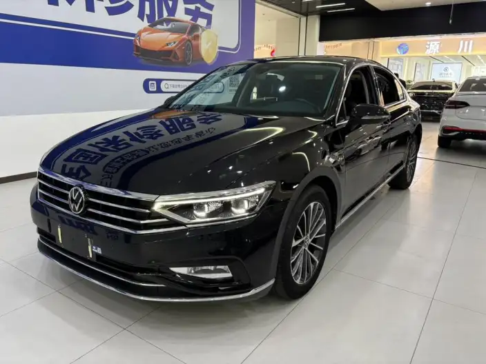 Volkswagen Magotan 2020 Model 380TSI DSG Luxury Model – фото 1
