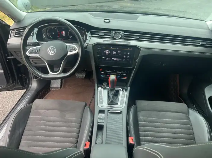 Volkswagen Magotan 2020 Model 380TSI DSG Luxury Model – фото 9