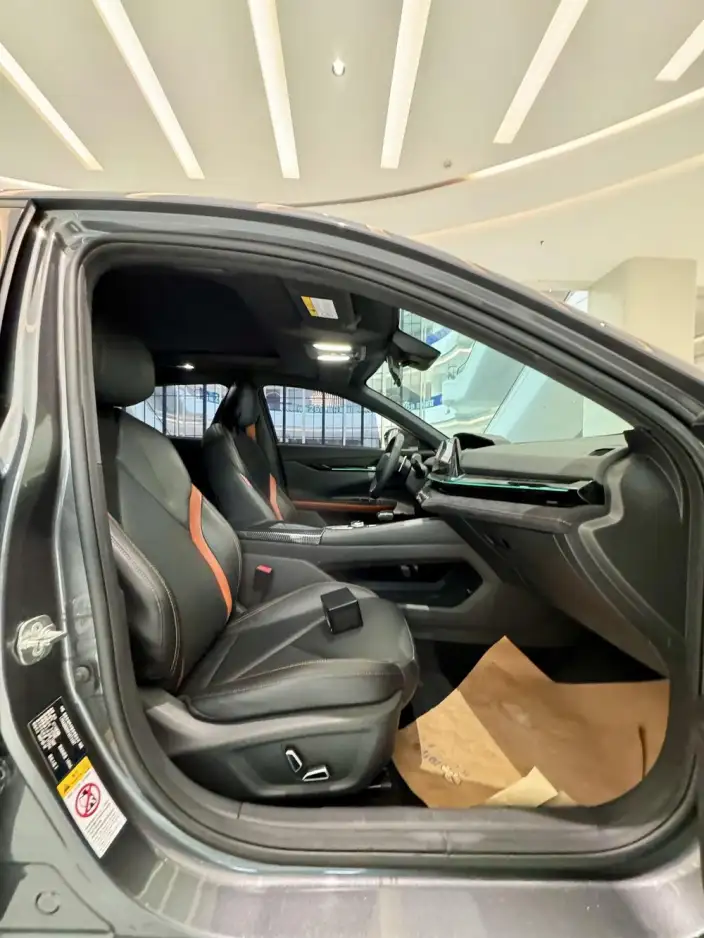 Changan UNI-V 2022 Model 1.5T Sports Edition – фото 8