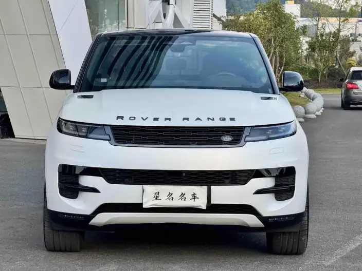 Range Rover Sport 2023 Model 3.0 L6 S