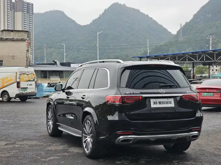 Mercedes-Benz GLS 2023 Model Facelift II GLS 450 4MATIC Luxury Model – фото 4