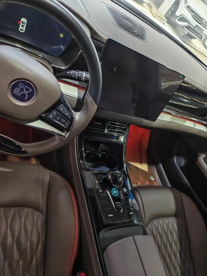 BYD Han EV 2023 Model Champion Edition 506KM Noble Model – фото 9