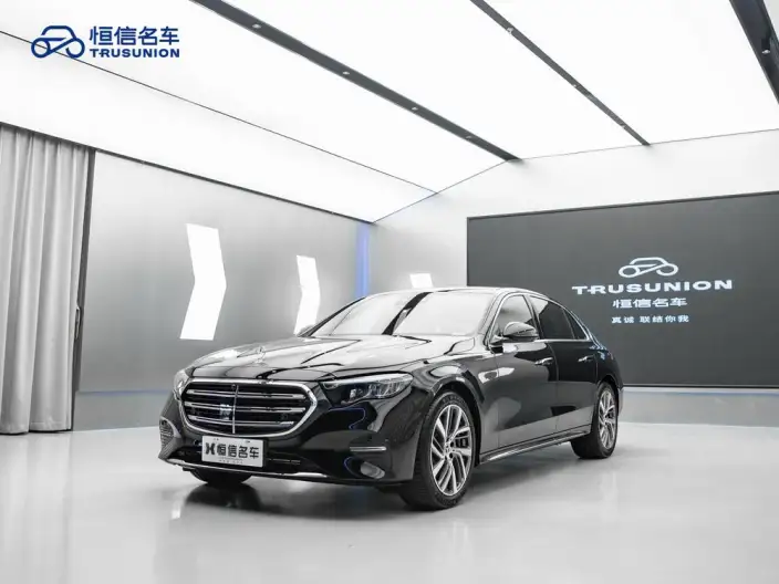 Mercedes-Benz E-Class 2025 Model E 300 L Fashion Model sedan – фото 1