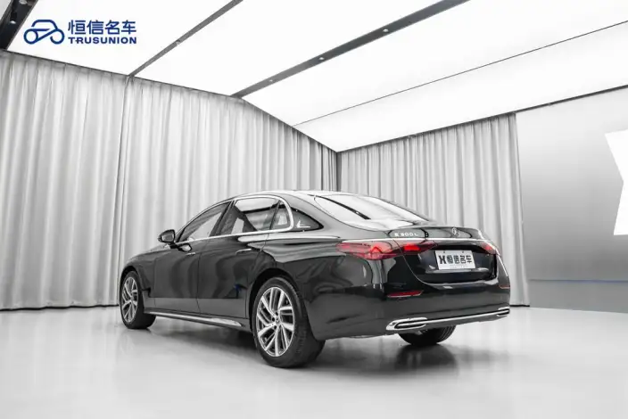 Mercedes-Benz E-Class 2025 Model E 300 L Fashion Model sedan – фото 4