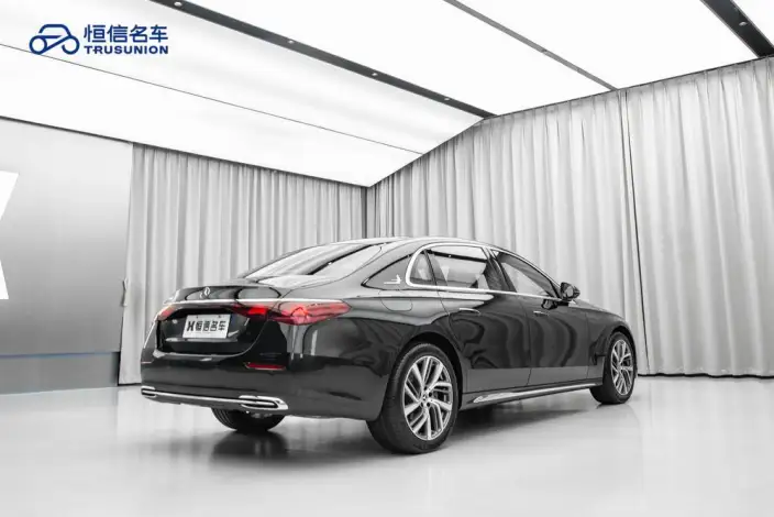Mercedes-Benz E-Class 2025 Model E 300 L Fashion Model sedan – фото 6
