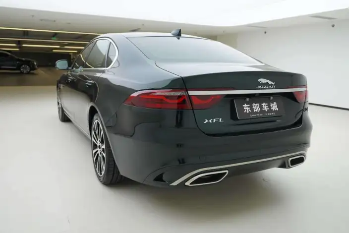 Jaguar XFL 2025 Model 2.0T P250 2WD Exclusive Deluxe Edition