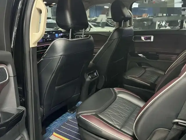 Ford Explorer 2023 Model EcoBoost 285 4WD Titan Jin Edition 6 seat – фото 9