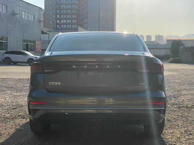 Geely Emgrand 2022 4th Gen 1.5L CVT Premium – фото 8