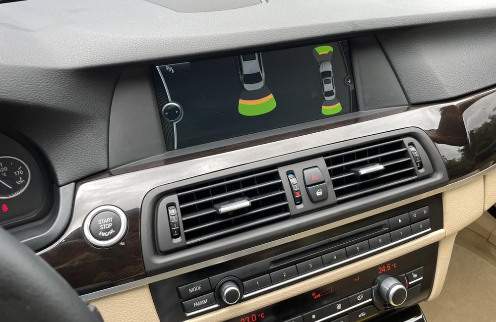 BMW 5 Series 2011 523Li Luxury – фото 8