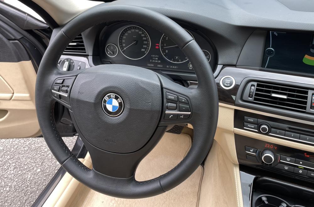 BMW 5 Series 2011 523Li Luxury – фото 14
