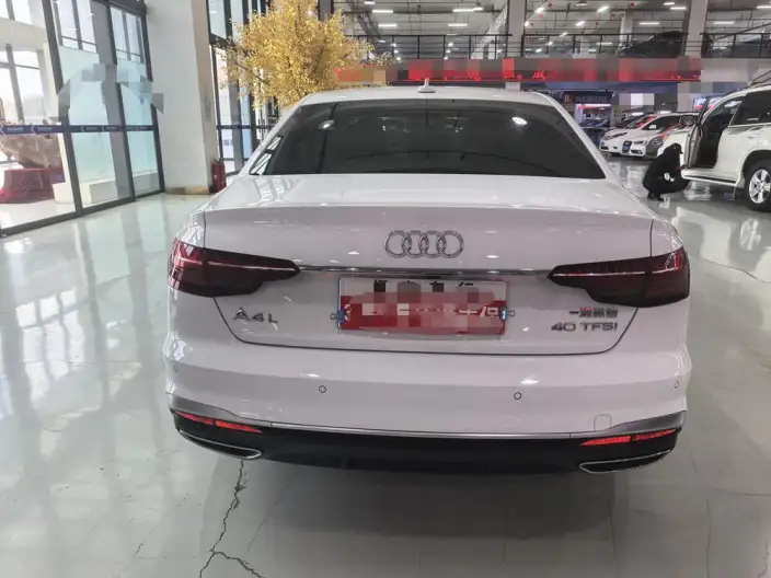 Audi A4 L 2022 Model 40 TFSI Fashion Dynamic Model – фото 5