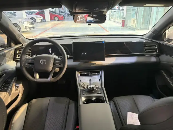 QinL DM 2025 Model Smart Driving Edition DM-i 80KM Leading Model – фото 7