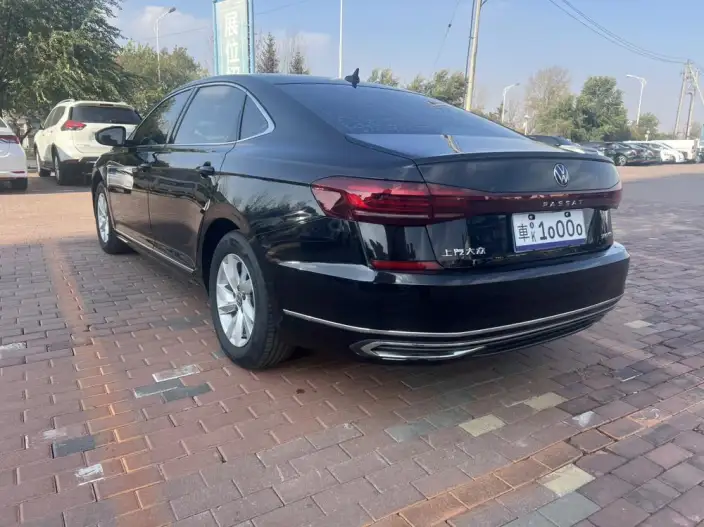 Volkswagen Passat 2023 Model Facelift 280TSI Business Edition – фото 4