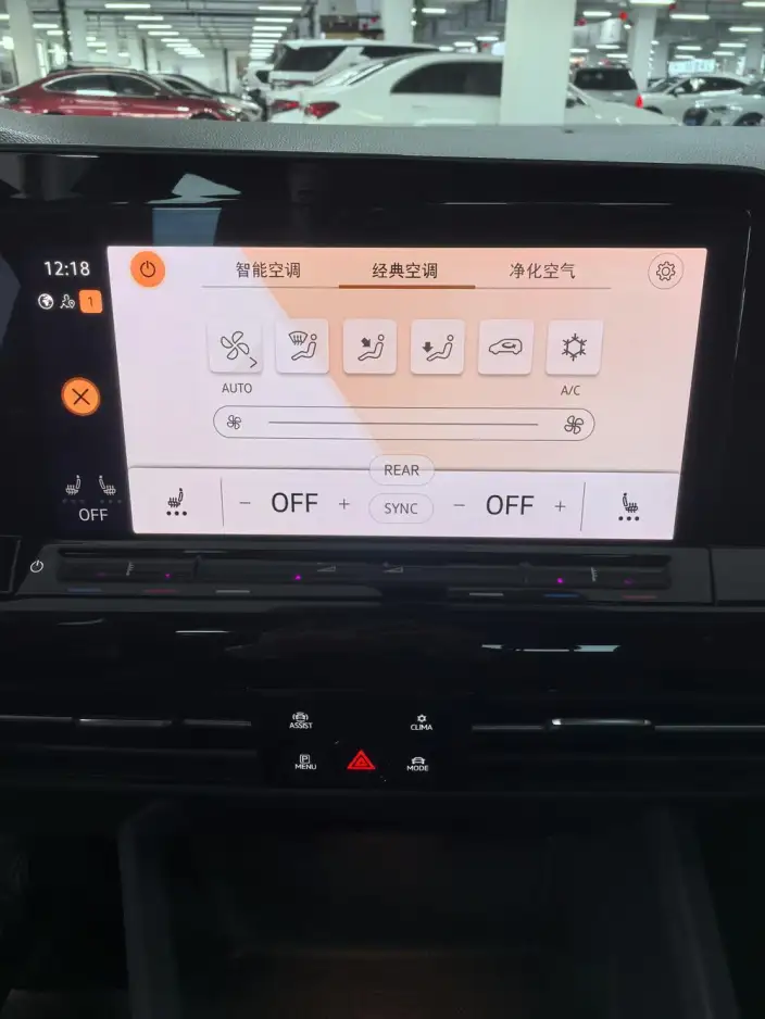 Volkswagen Golf 2023 Model Facelift 280TSI DSG R-Line Lite – фото 8