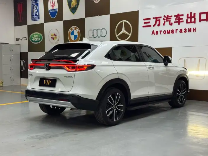 Honda Vezel 2023 Model 1.5L CVT Deluxe Edition – фото 6
