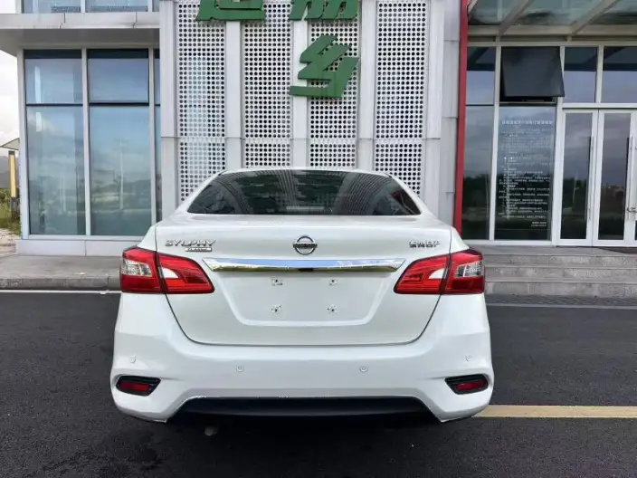 Nissan Sylphy 2022 Model Classic 1.6 XE CVT Comfort Edition – фото 6