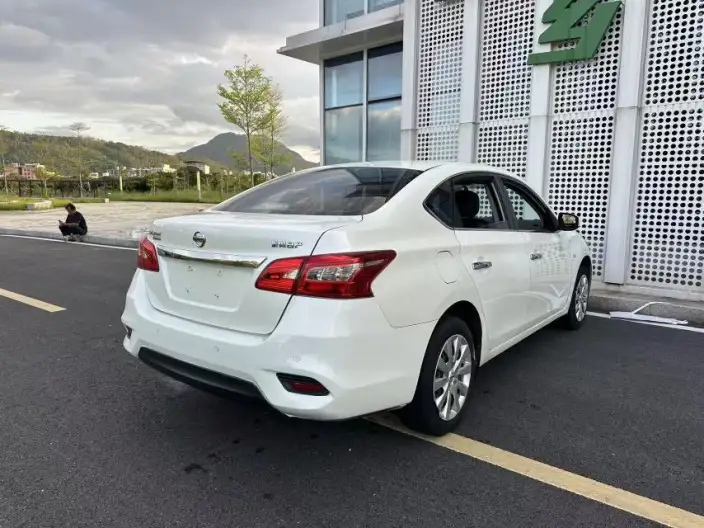 Nissan Sylphy 2022 Model Classic 1.6 XE CVT Comfort Edition – фото 7