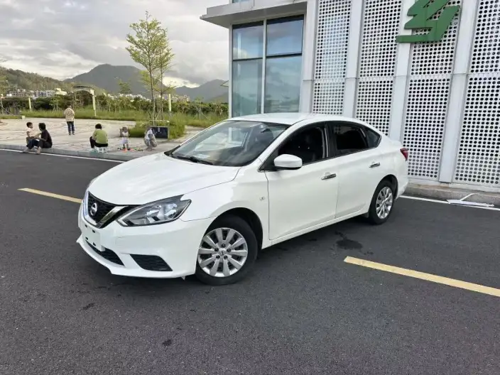 Nissan Sylphy 2022 Model Classic 1.6 XE CVT Comfort Edition – фото 9