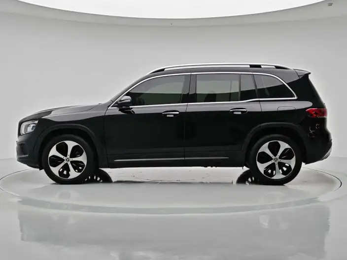 Mercedes-Benz GLB 2022 Model GLB 220 Fashion Model – фото 4