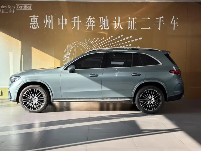 Mercedes-Benz GLC 2025 Model GLC 300 L 4MATIC Luxury Model 5 seat – фото 4