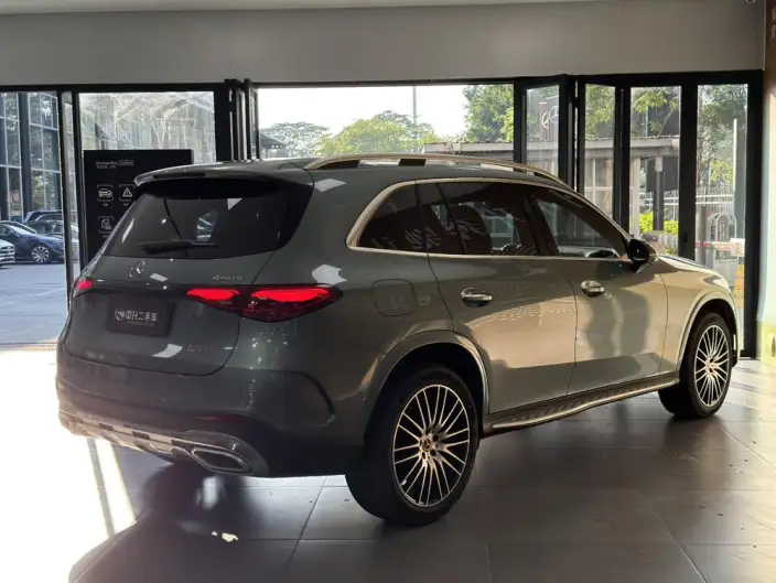 Mercedes-Benz GLC 2025 Model GLC 300 L 4MATIC Luxury Model 5 seat – фото 7
