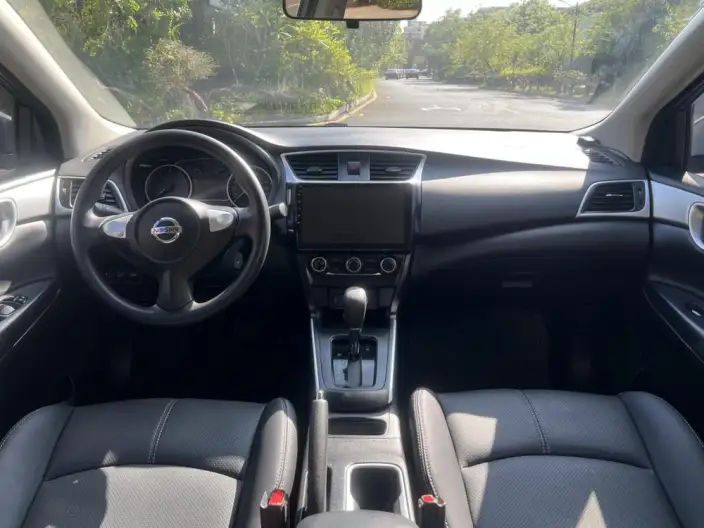 Nissan Sylphy 2023 Model 1.6L CVT Comfort Edition – фото 9