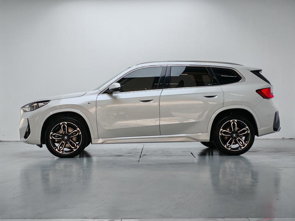 BMW X1 2023 sDrive25Li M Sport Package – фото 4