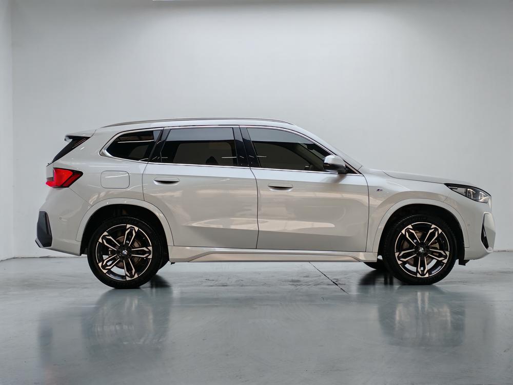 BMW X1 2023 sDrive25Li M Sport Package – фото 8
