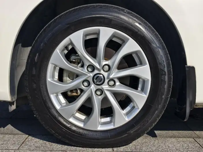 Nissan Sylphy 2022 Model Classic 1.6 XL CVT Deluxe Edition – фото 9